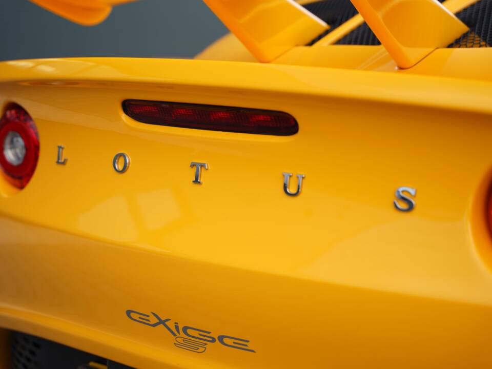 Image 42/50 of Lotus Exige S 240 (2008)