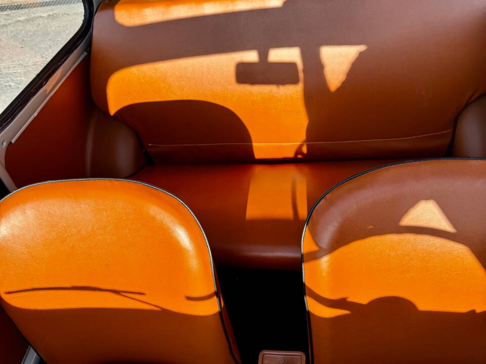 Image 13/39 of FIAT 500 F (1968)