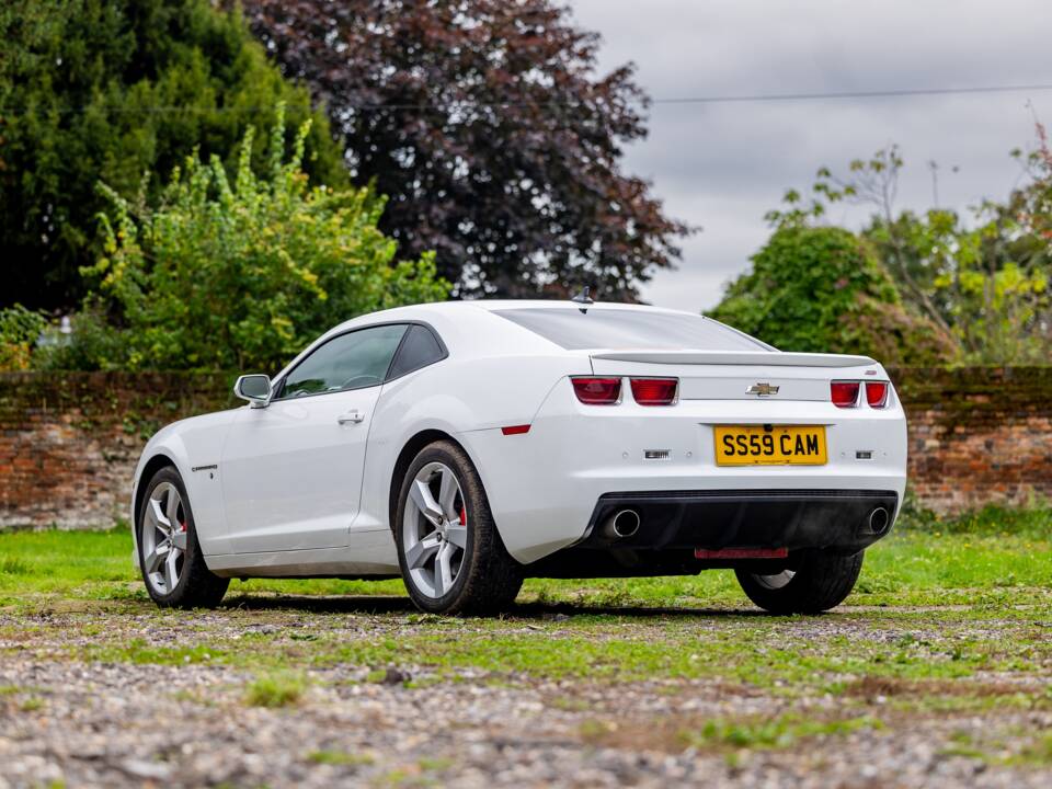 Image 26/50 of Chevrolet Camaro (2010)