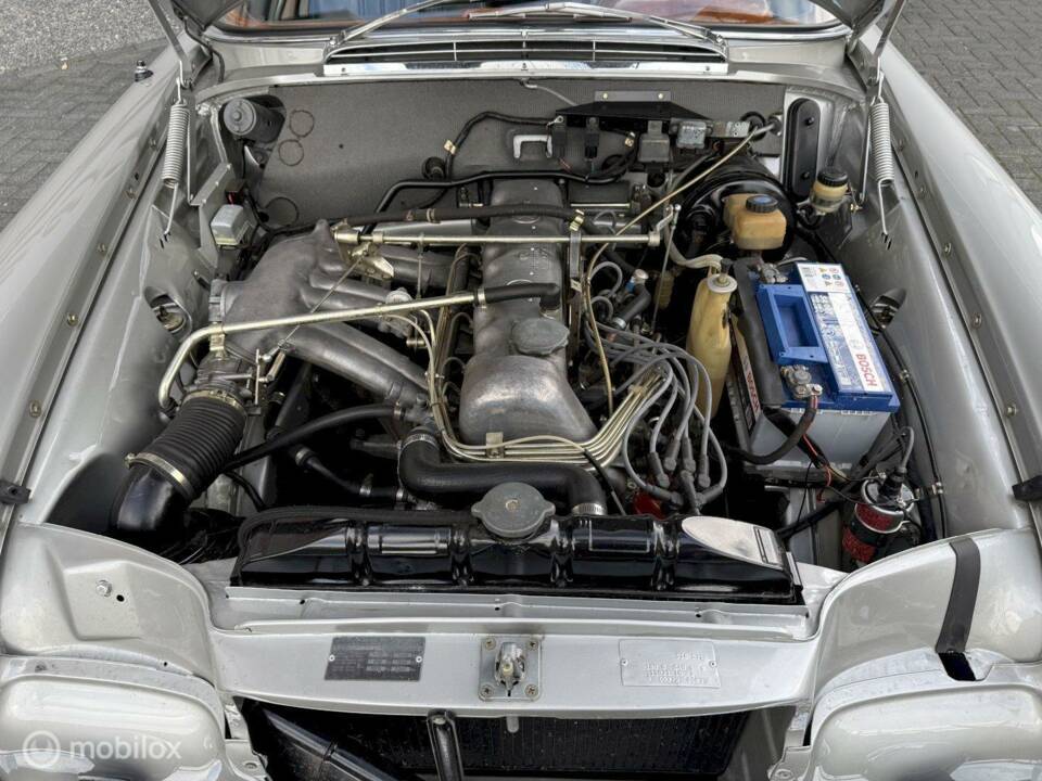 Afbeelding 27/36 van Mercedes-Benz 250 SE (1966)