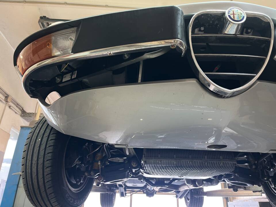 Immagine 78/88 di Alfa Romeo 1750 Spider Veloce (1971)
