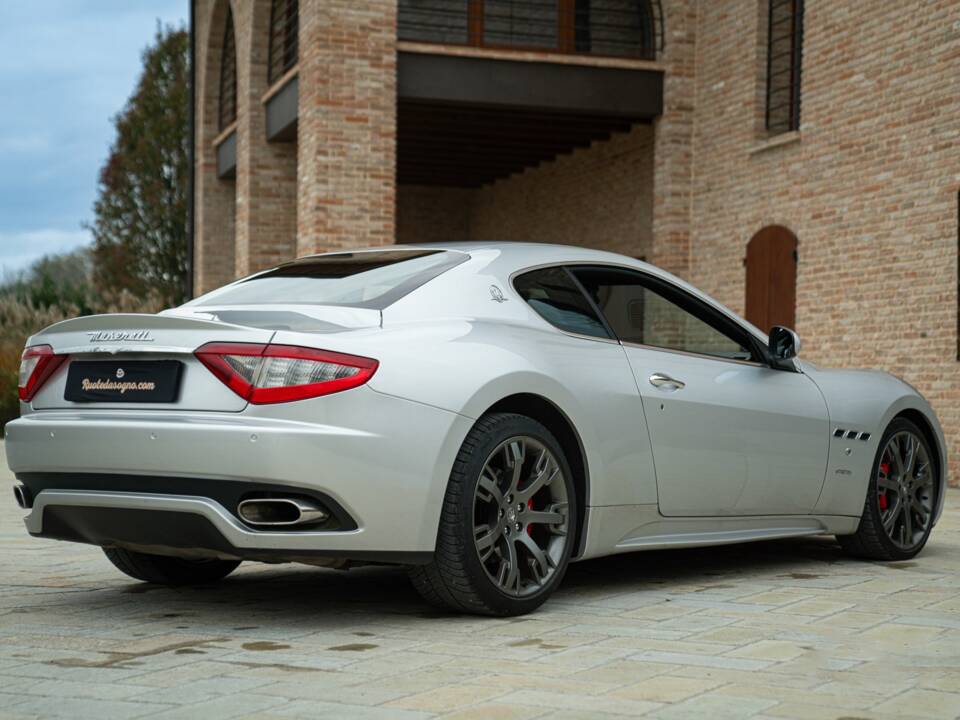 Afbeelding 6/50 van Maserati GranTurismo S (2009)