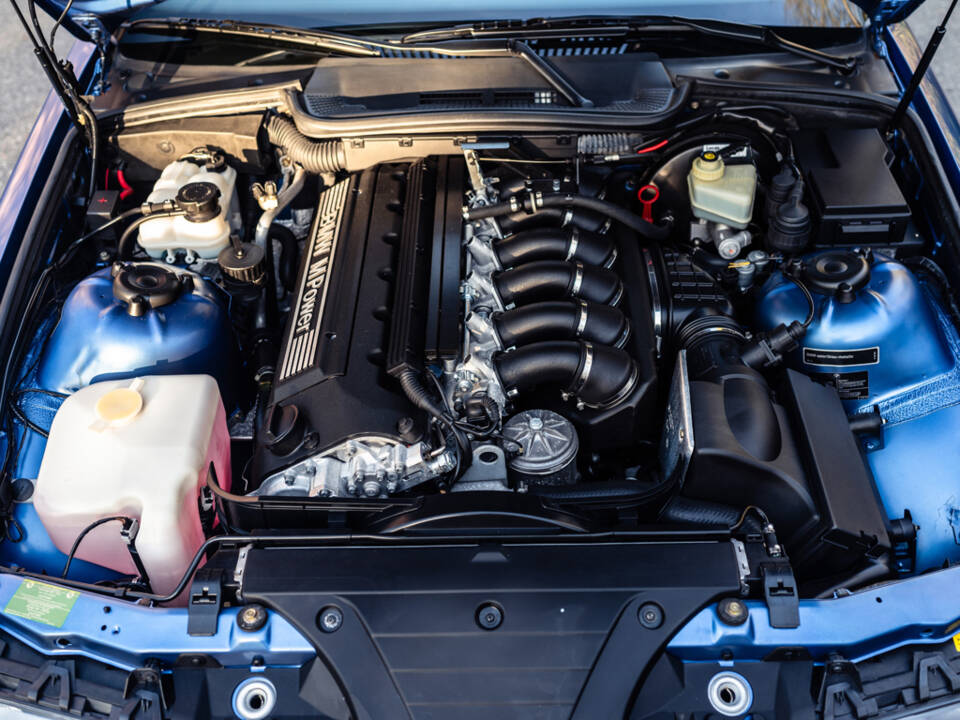 Image 3/42 of BMW M3 Sport Evo (1997)