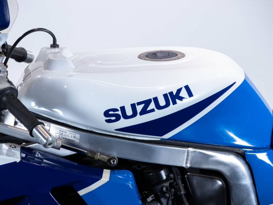 Image 16/50 of Suzuki DUMMY (1991)