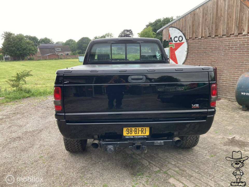 Image 18/47 of Dodge Ram 1500 (1994)