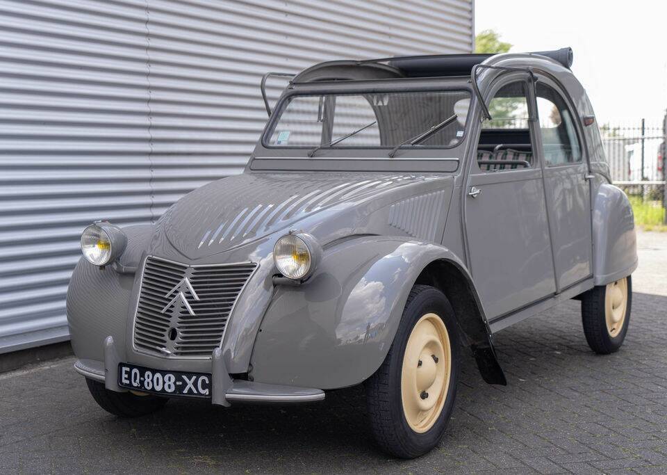 Bild 4/8 von Citroën 2 CV A (1953)