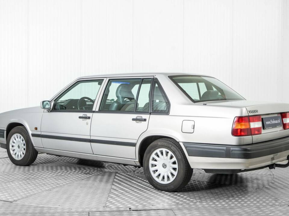 Bild 6/50 von Volvo 940 2.3i (1996)