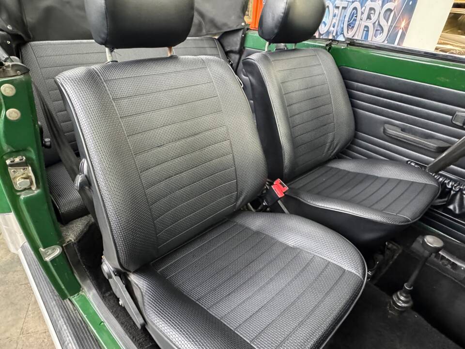 Bild 20/35 von Volkswagen Käfer 1303 LS (1979)
