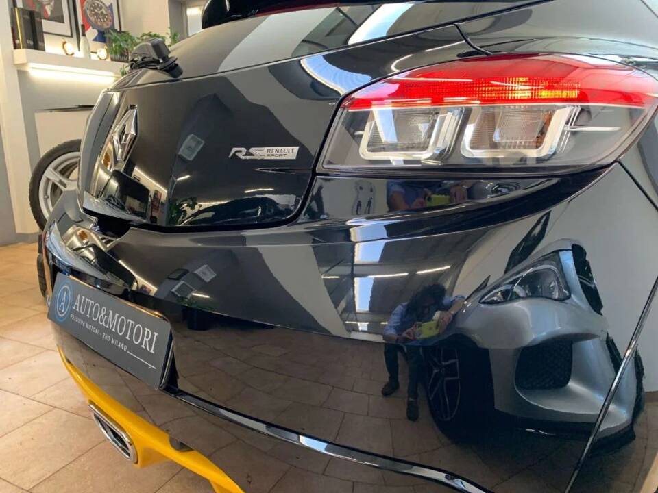 Immagine 13/43 di Renault Mégane RS (2011)