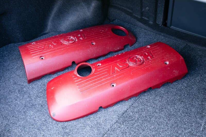 Image 43/45 of Holden LSV R300 (2002)