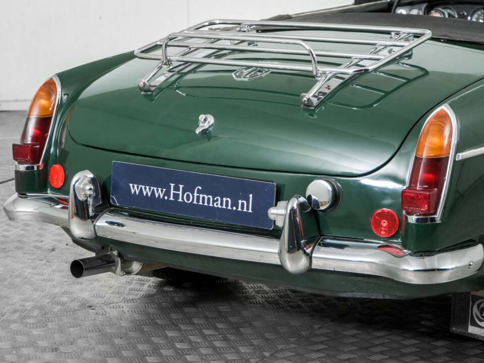 Afbeelding 30/50 van MG MGB (1965)