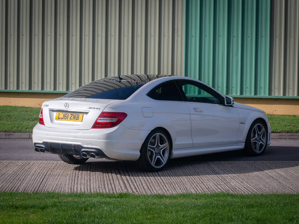 Image 5/25 of Mercedes-Benz C 63 AMG (2012)