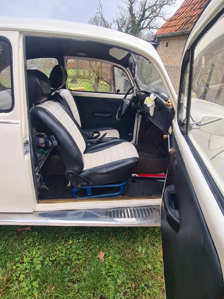 Image 9/30 of Volkswagen Maggiolino 1200 Mexico (1979)