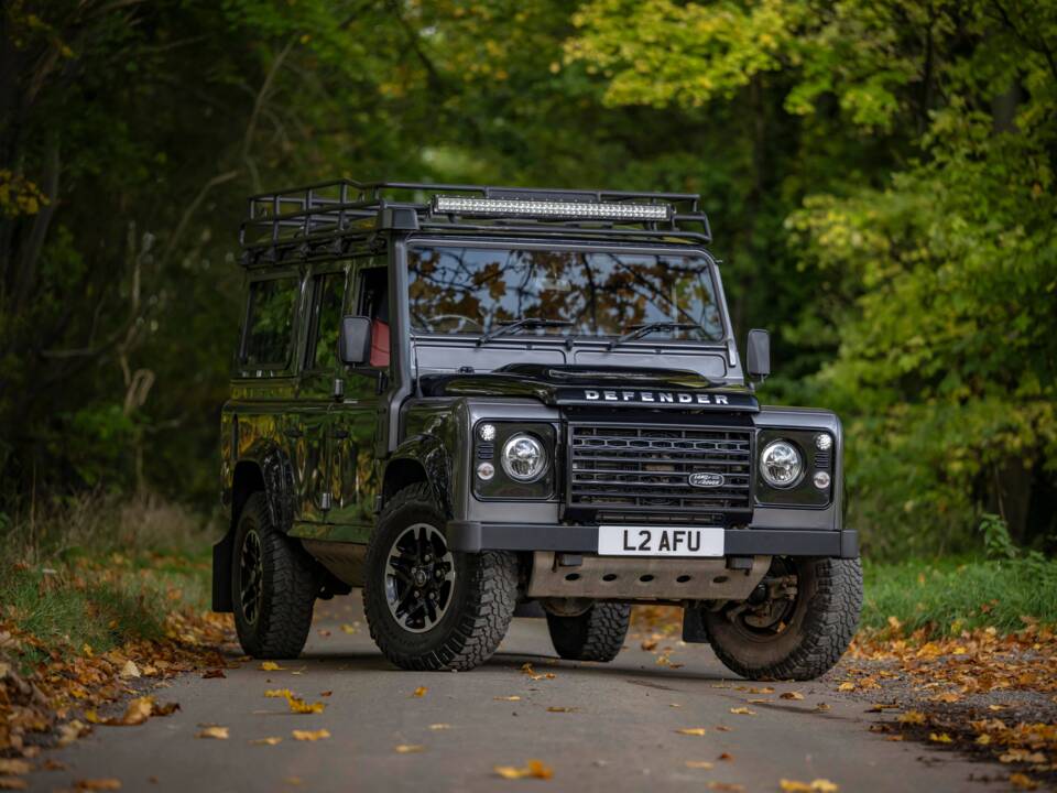 Image 1/8 de Land Rover Defender 110 (2015)