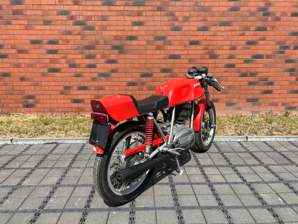 Afbeelding 8/21 van MV Agusta DUMMY (1976)