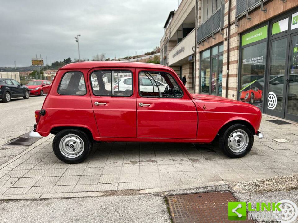 Imagen 6/10 de Renault R 4 TL (1987)