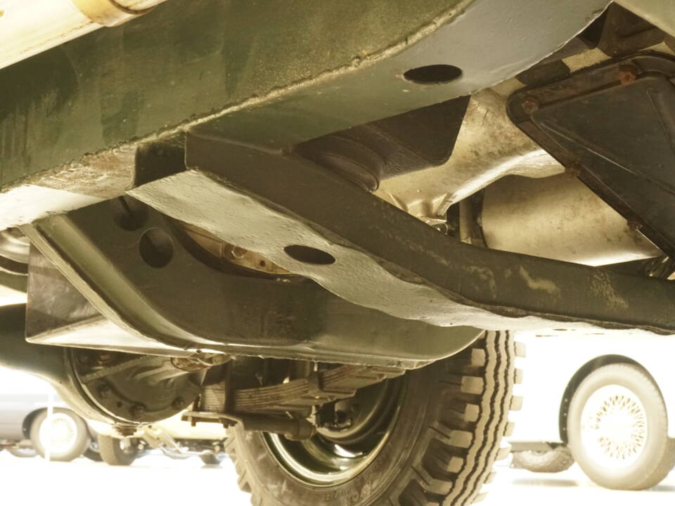 Image 17/19 of Land Rover 80 (1951)