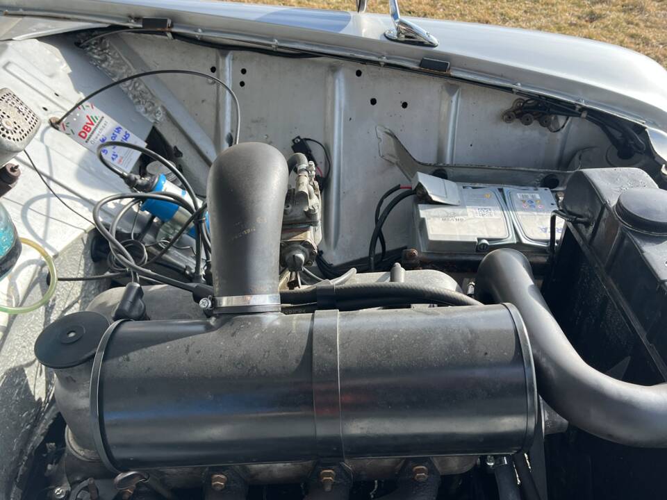 Immagine 22/87 di Peugeot 403 Cabriolet (1958)