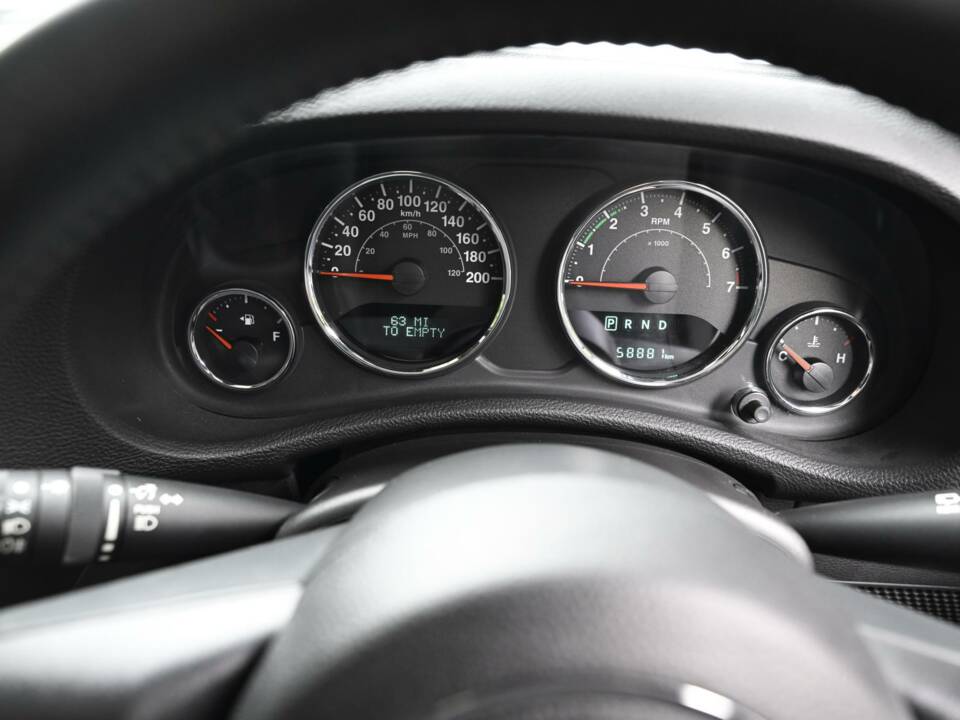 Imagen 26/50 de Jeep Wrangler 3.6 V6 (2015)