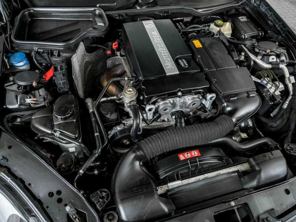 Immagine 40/50 di Mercedes-Benz SLK 200 Kompressor (2004)