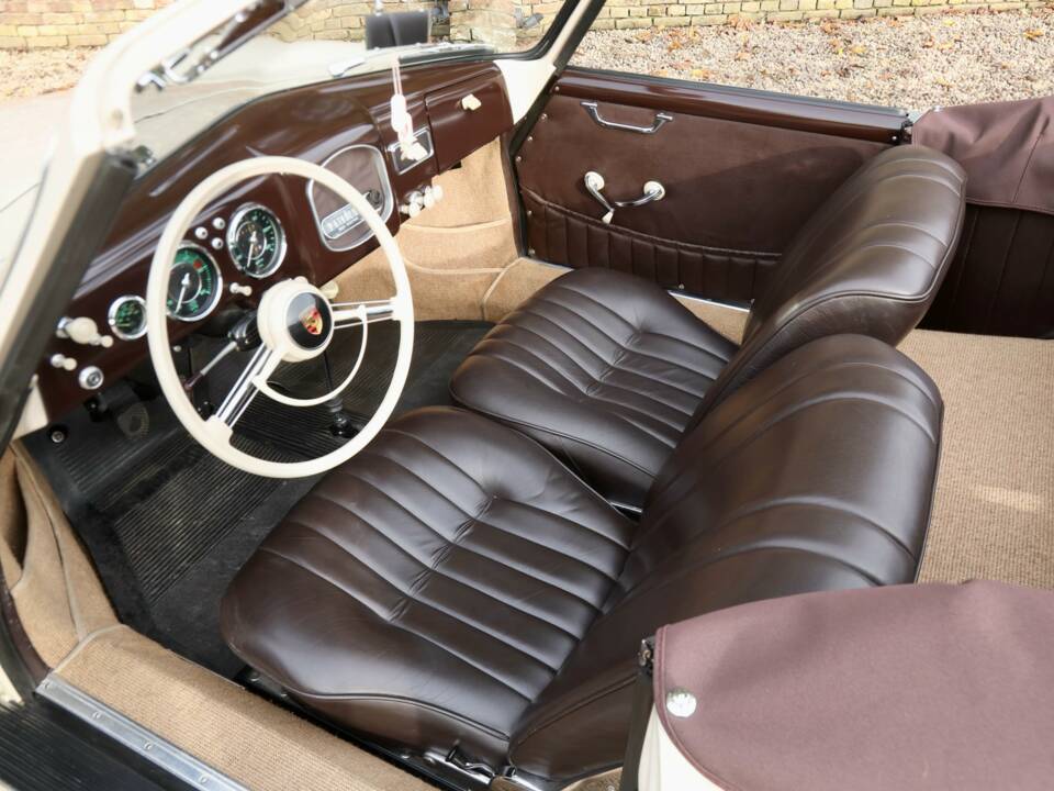 Image 33/50 de Porsche 356 1500 (1952)