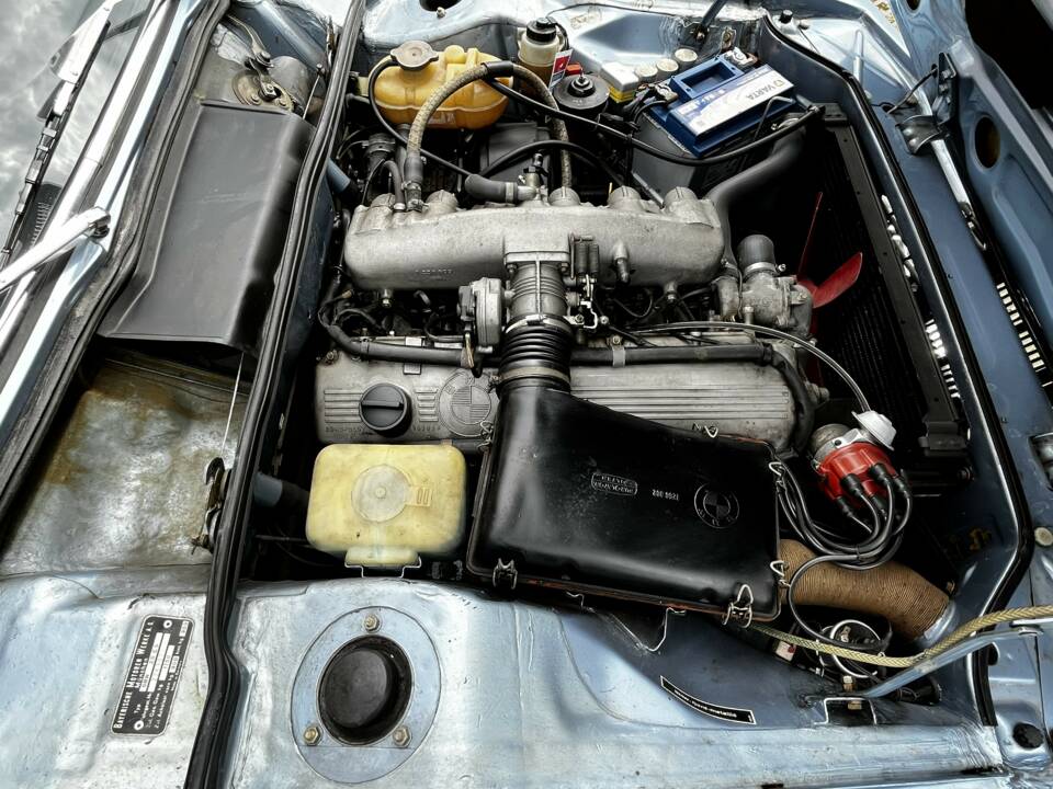 Bild 13/29 von BMW 3,0 CSi (1973)