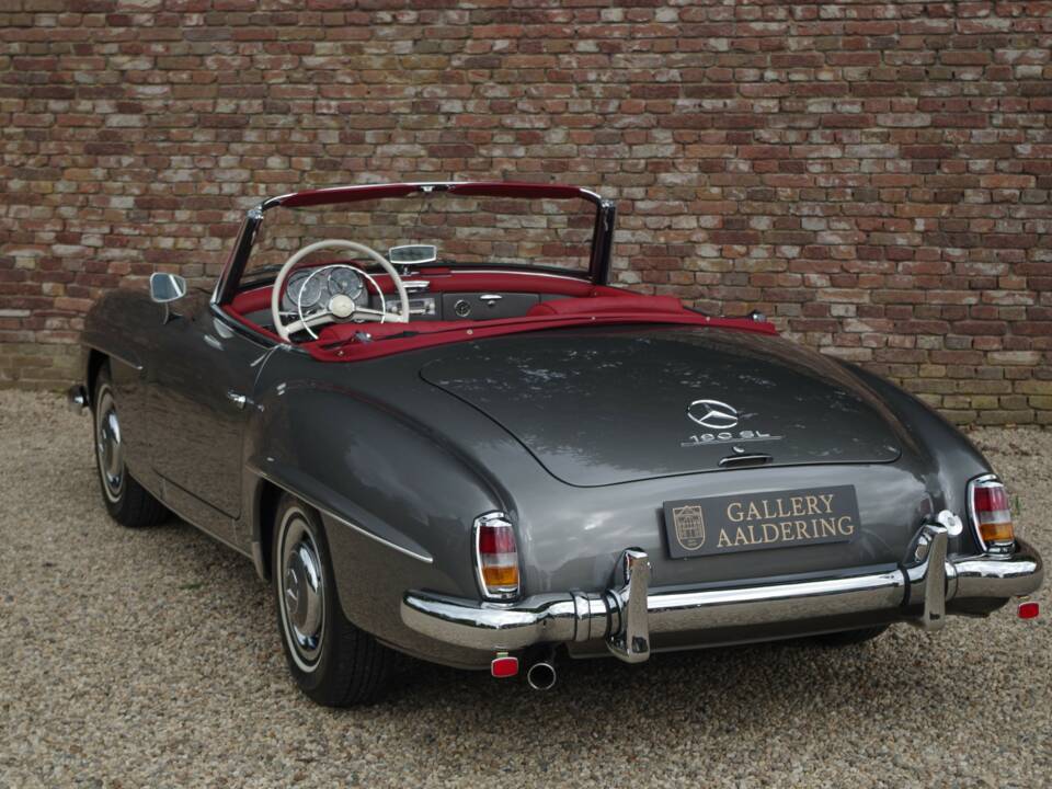 Image 49/50 of Mercedes-Benz 190 SL (1959)