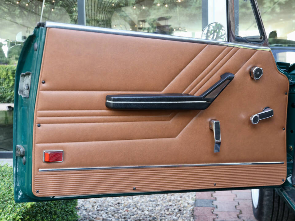 Immagine 29/50 di Alfa Romeo 2000 GTV (1973)