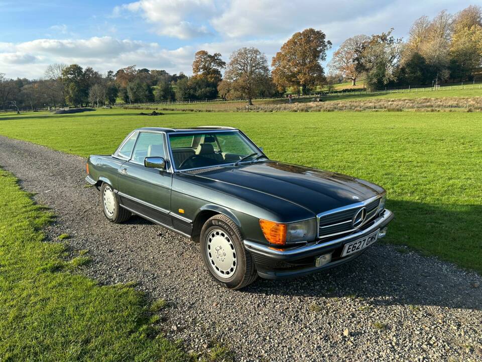 Image 61/71 of Mercedes-Benz 420 SL (1988)