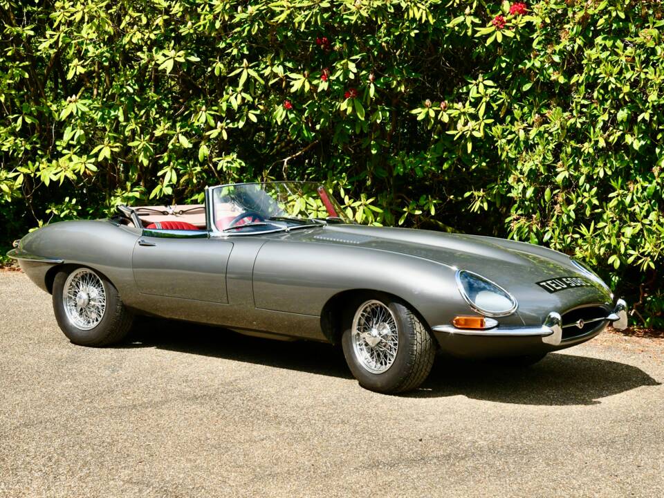 Bild 13/14 von Jaguar Type E 4.2 (1965)