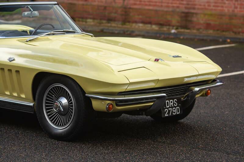 Bild 11/50 von Chevrolet Corvette Sting Ray Convertible (1966)
