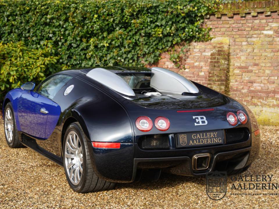 Immagine 27/50 di Bugatti EB Veyron 16.4 (2007)