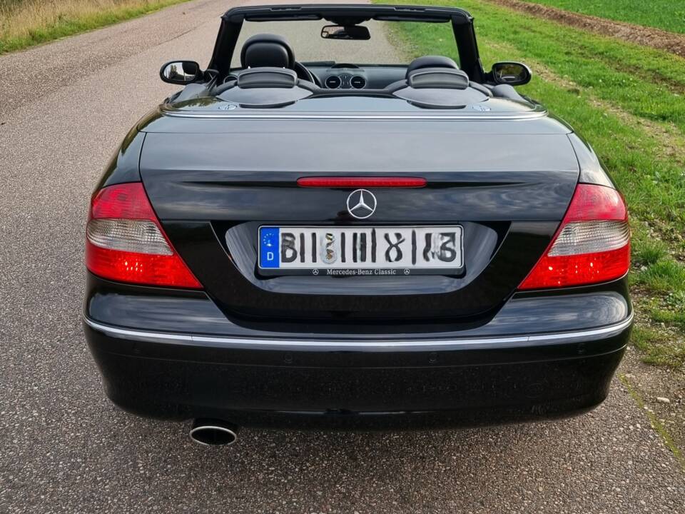 Bild 26/29 von Mercedes-Benz CLK 200 K (2006)