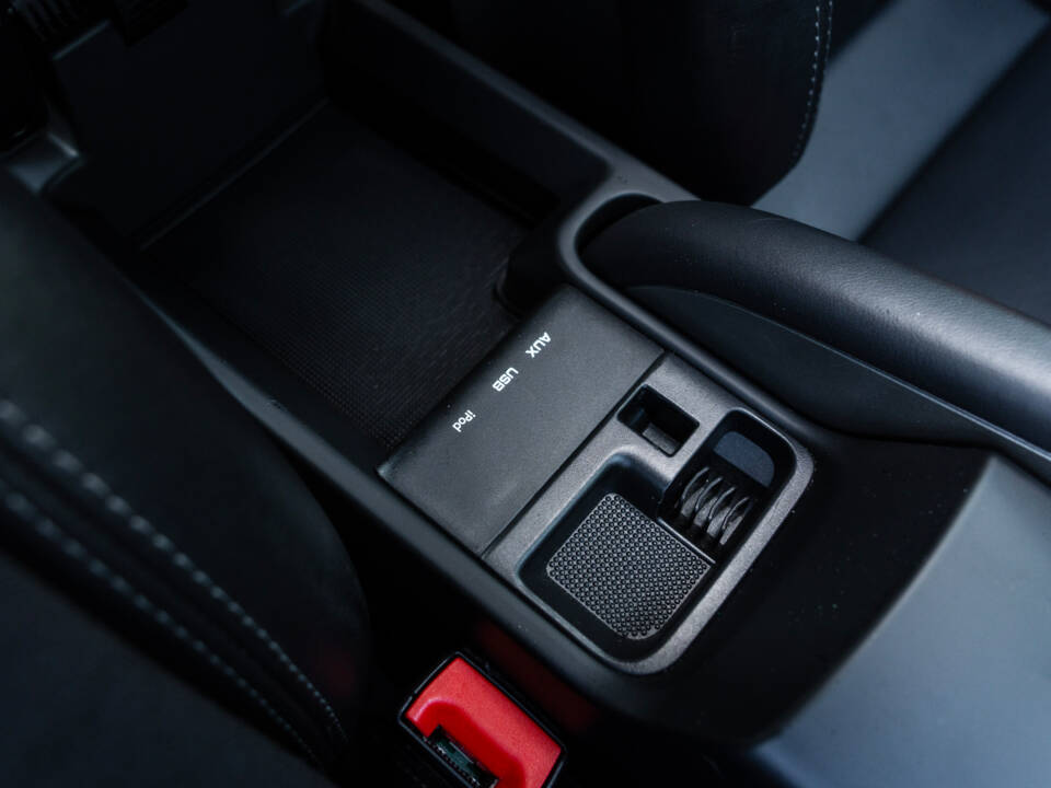Imagen 25/51 de Porsche 911 Carrera 4 GTS (2012)