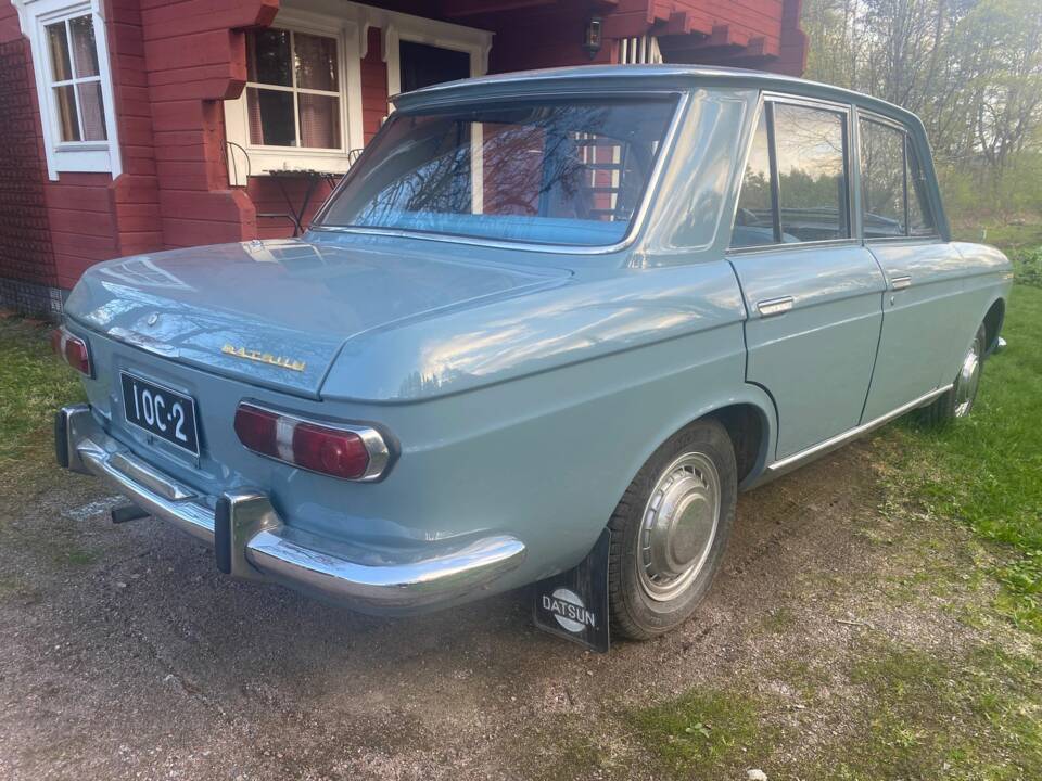 Image 3/5 of Datsun 2000 Deluxe (1967)