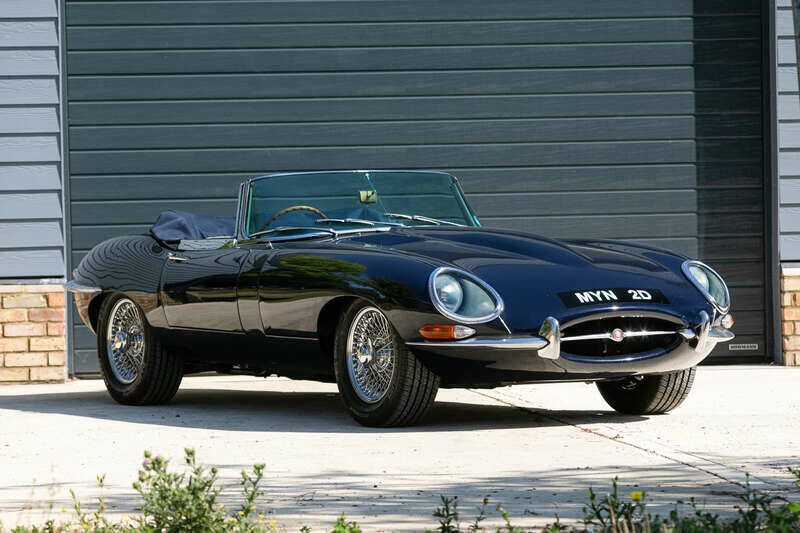 Immagine 1/45 di Jaguar E-Type 4.2 (1966)