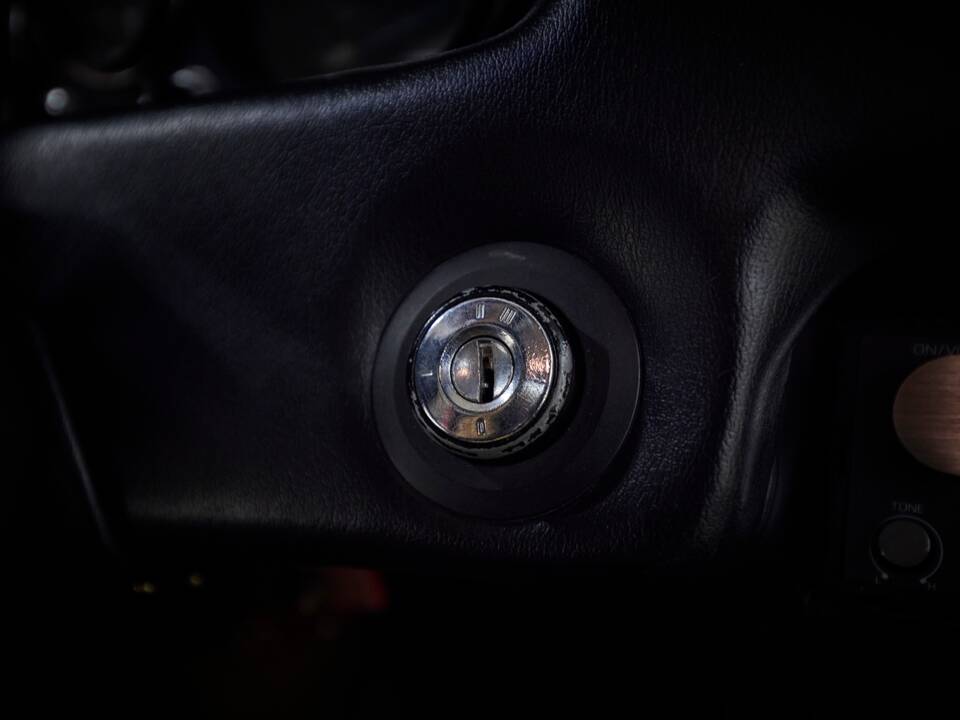 Image 62/97 of Ferrari 308 GTB Quattrovalvole (1983)