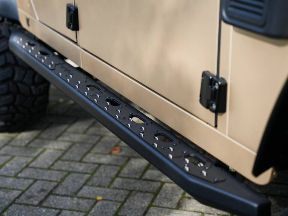 Bild 43/58 von Land Rover Defender 110 (2013)