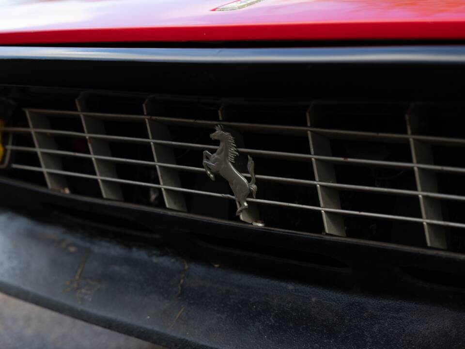 Bild 7/50 von Ferrari 308 GTBi Quattrovalvole (1983)