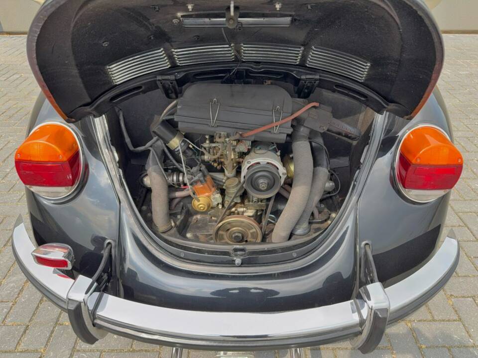 Image 14/17 of Volkswagen Käfer 1303 LS (1978)