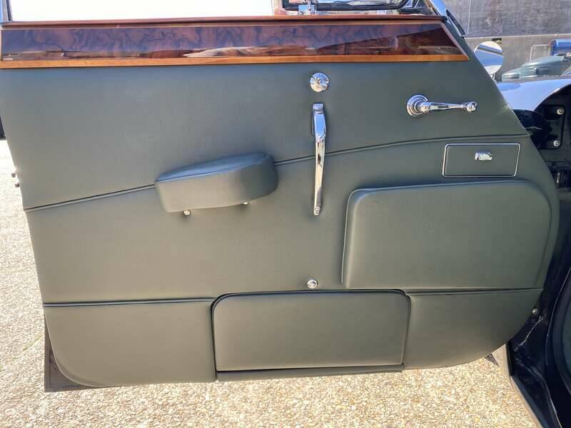Image 16/35 of Jaguar Mk IX (1960)