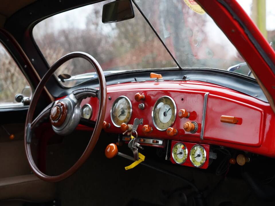 Image 2/15 of FIAT 1100 S (1948)