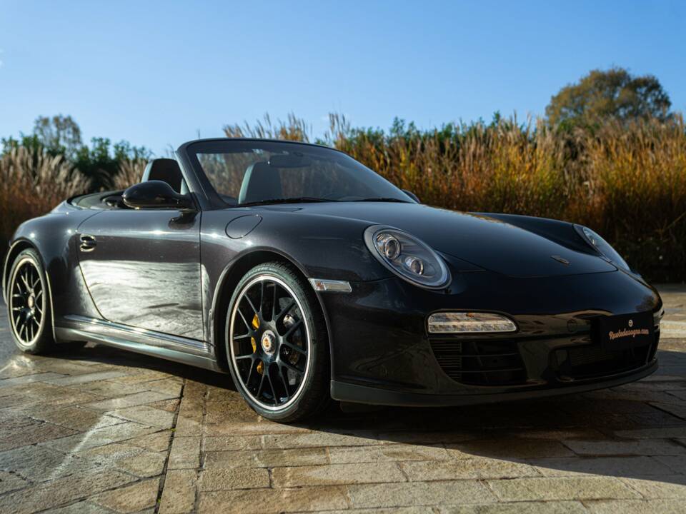 Immagine 9/50 di Porsche 911 Carrera GTS (2011)