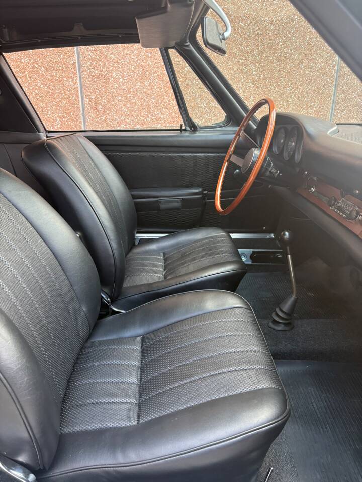 Image 5/7 of Porsche 912 (1968)