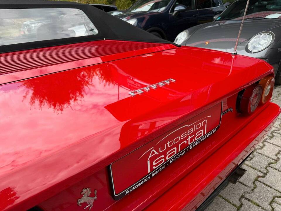 Afbeelding 6/33 van Ferrari Mondial T (1991)