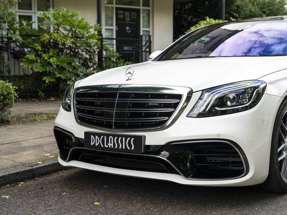 Image 8/33 of Mercedes-Benz S 63 AMG S 4MATIC (2019)