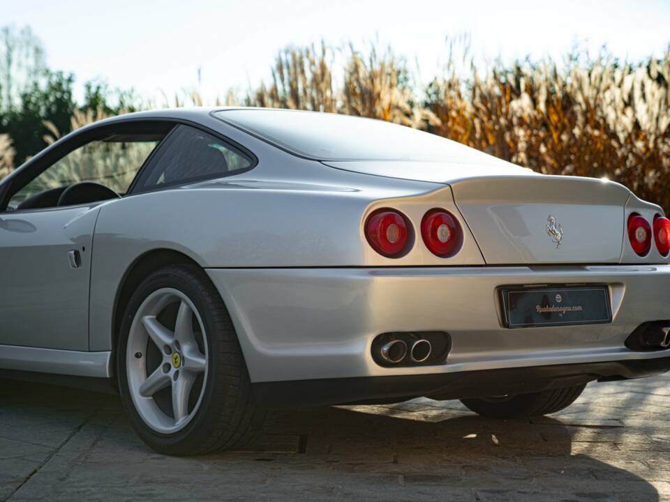 Immagine 17/50 di Ferrari 550 Maranello (2001)