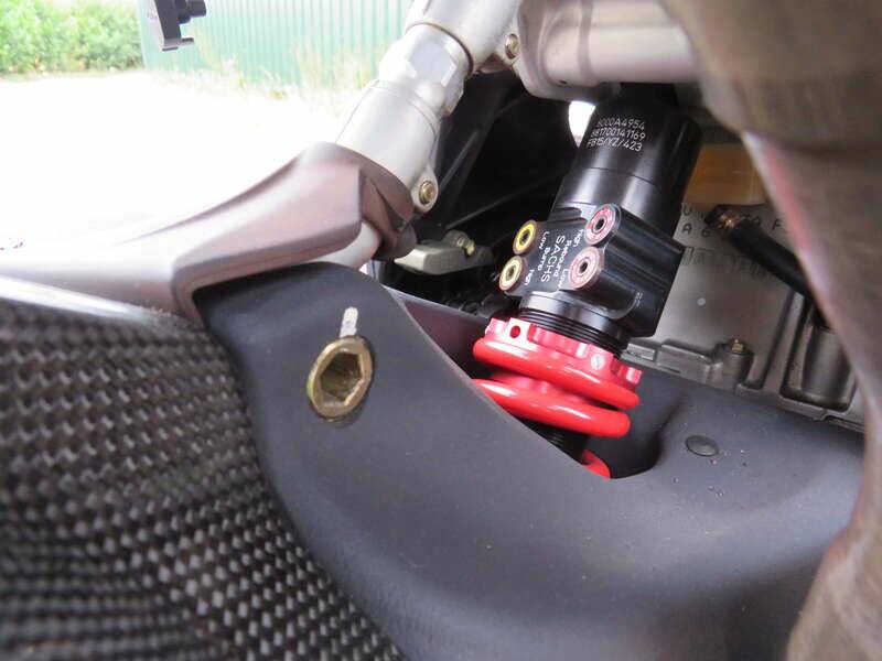 Bild 27/45 von MV Agusta DUMMY (2006)