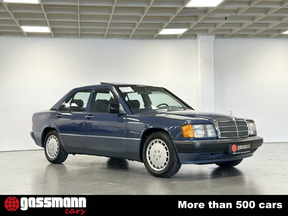 Image 2/15 de Mercedes-Benz 190 E 2.6 (1989)