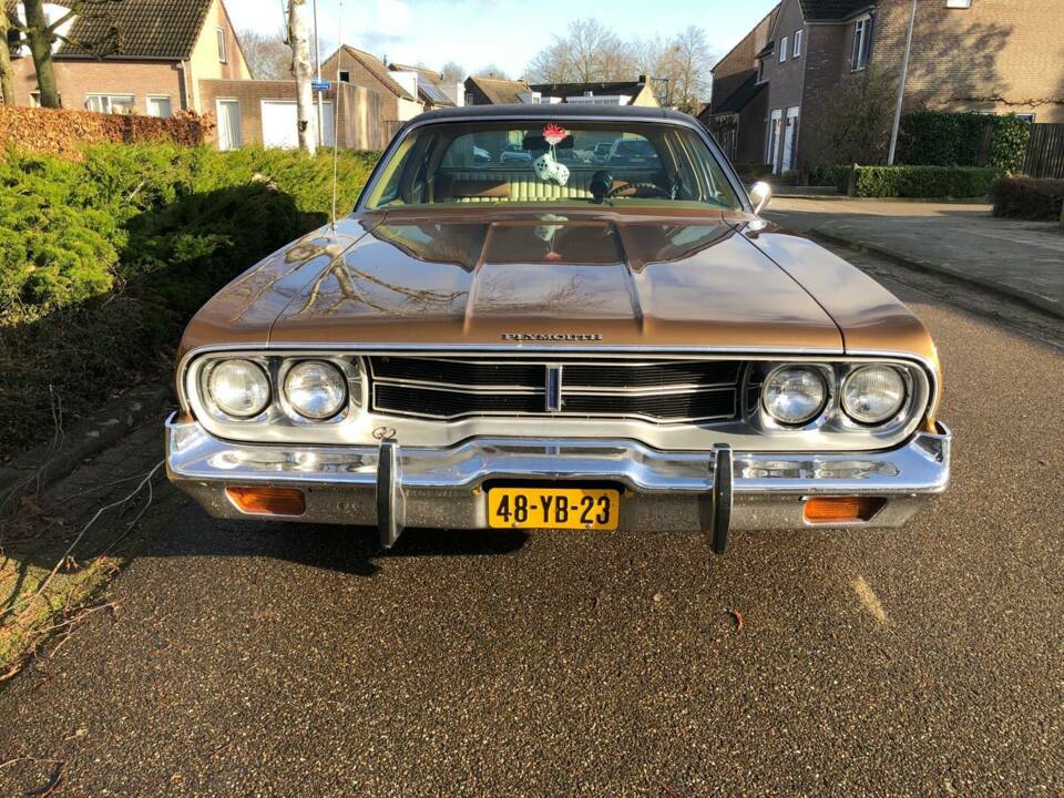 Image 2/8 of Plymouth Satellite (1974)